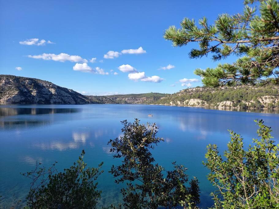 House Of Magic Lake Greoux-les-Bains Bagian luar foto